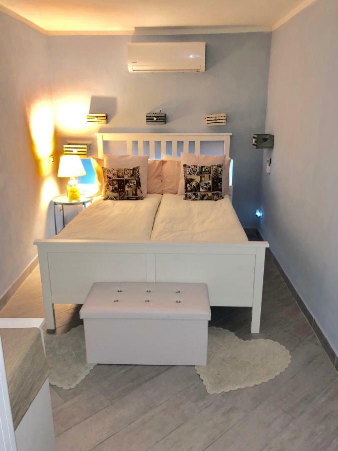 Casa Vacanze Fatima Affittacamere Napoli